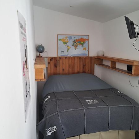 מרסיי Petit Studio Independant Dans Jardin Avec Parking Et Portail Electrique מראה חיצוני תמונה